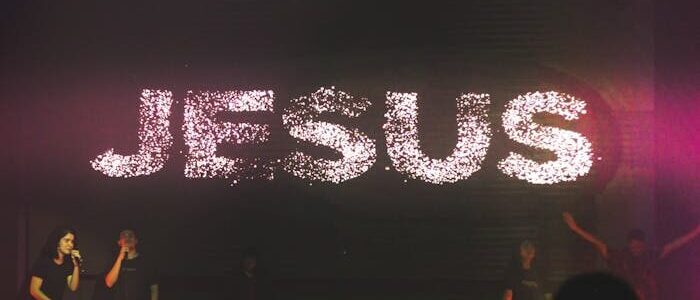 jesus-text-on-concert-7535325